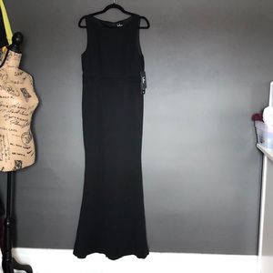NWT - Black Tie floor length gown with Lace detail